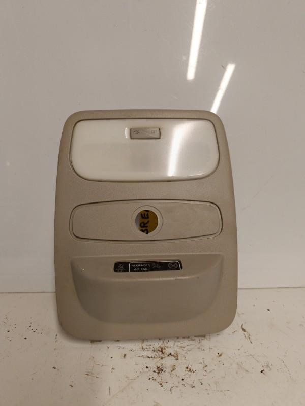 Eclairage de plafonnier RENAULT CLIO 4 PHASE 1 Diesel - 1
