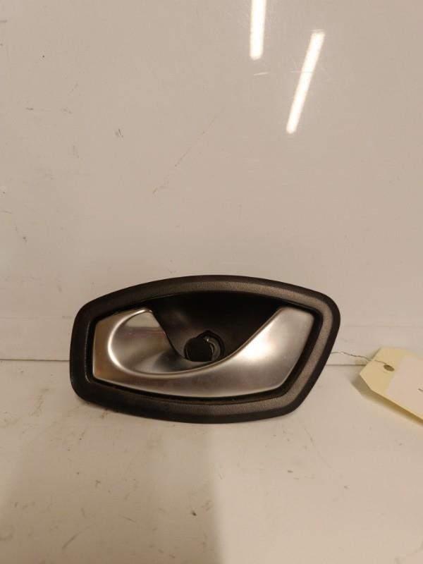 Poignee interieur avant gauche RENAULT CLIO 4 PHASE 1 Diesel - 1