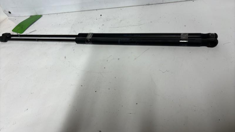 Verin de coffre FORD FIESTA 5 PHASE 1 Diesel - 1
