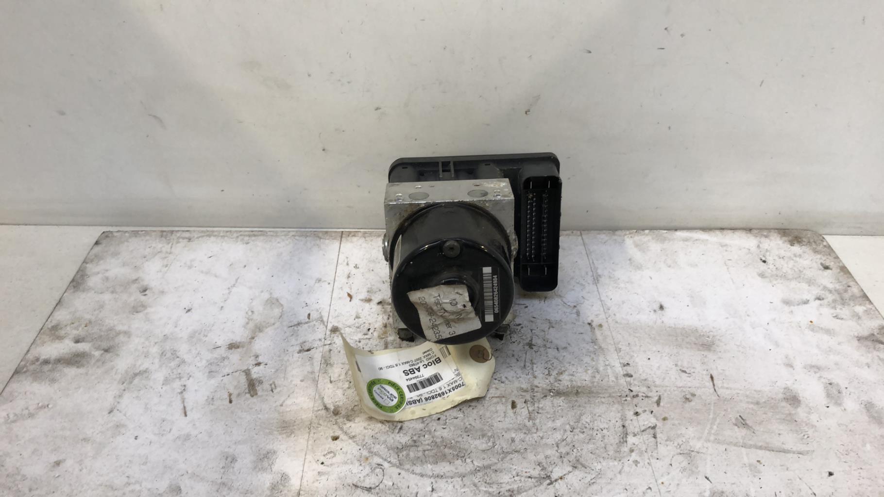 Bloc ABS (freins anti-blocage) FORD C-MAX 1 PHASE 2 Diesel - 1