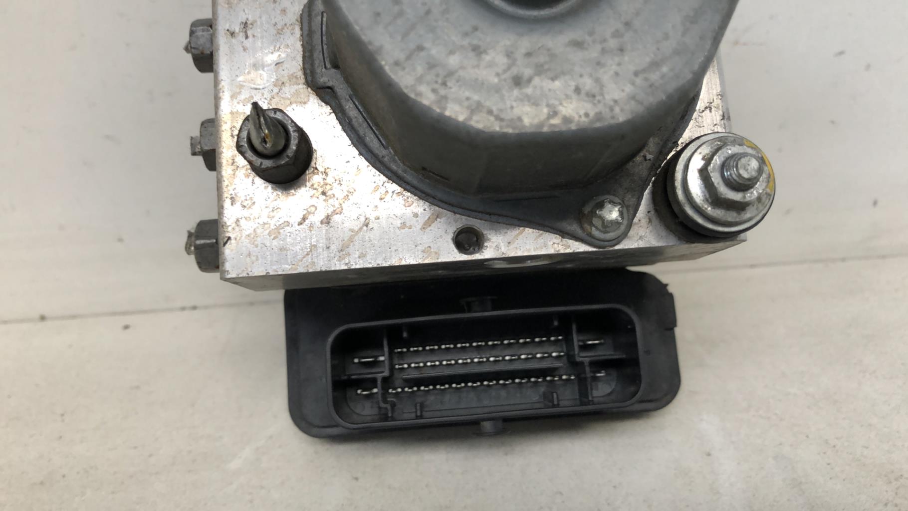 Bloc ABS (freins anti-blocage) DACIA SANDERO 2 PHASE 1 Essence - 1