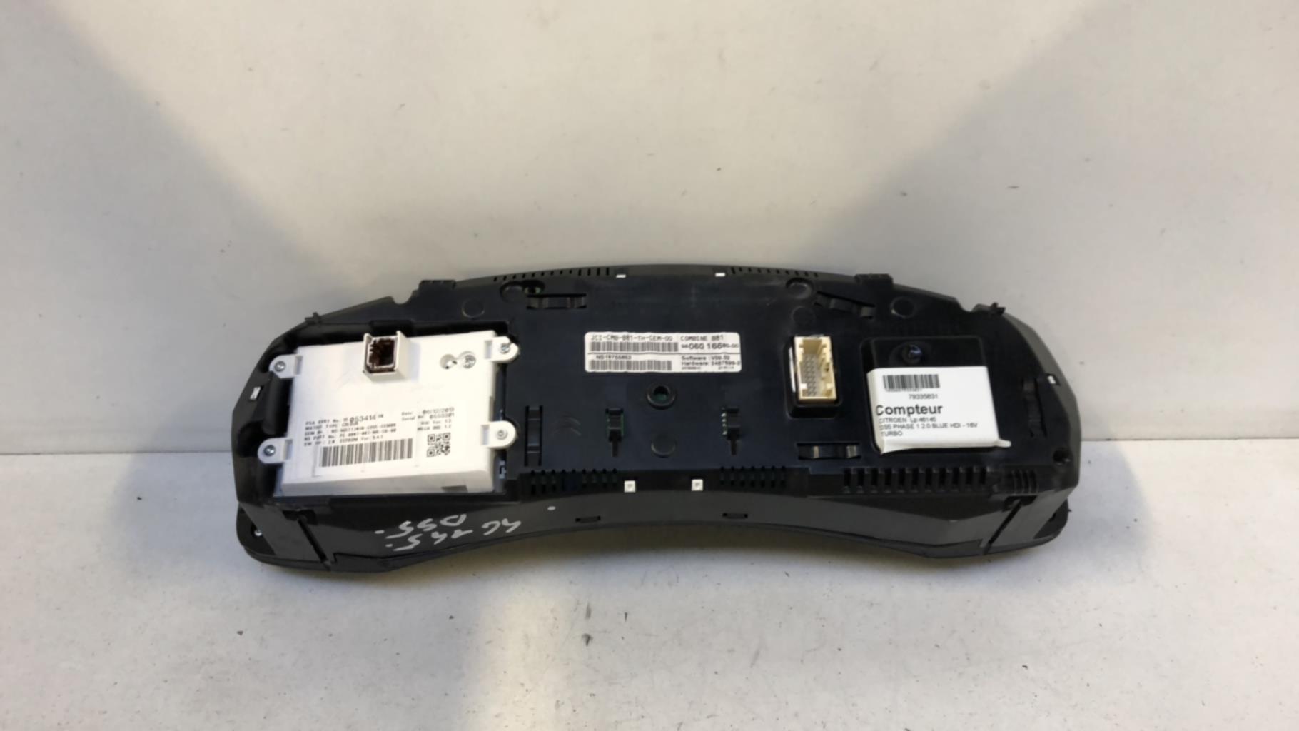 Compteur CITROEN DS5 PHASE 1 Diesel - 1