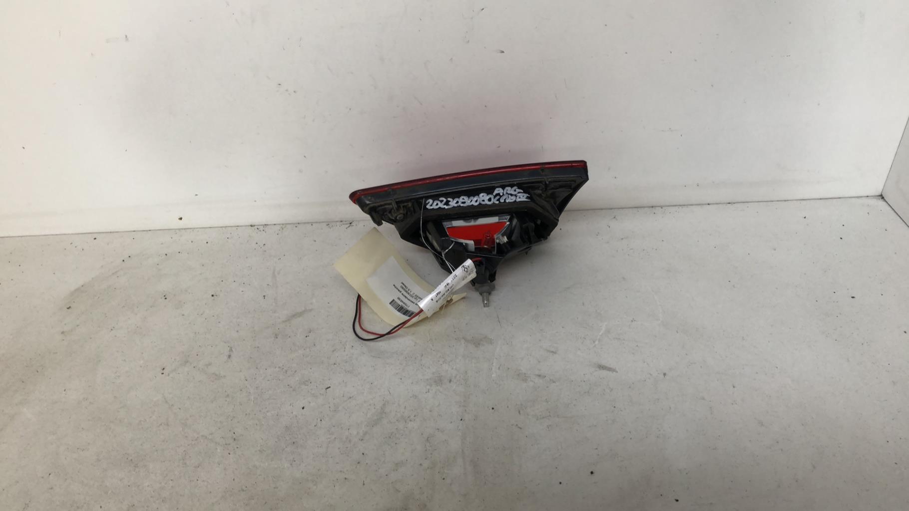 Feu arriere secondaire gauche (feux) RENAULT CLIO 4 PHASE 2 Diesel - 1