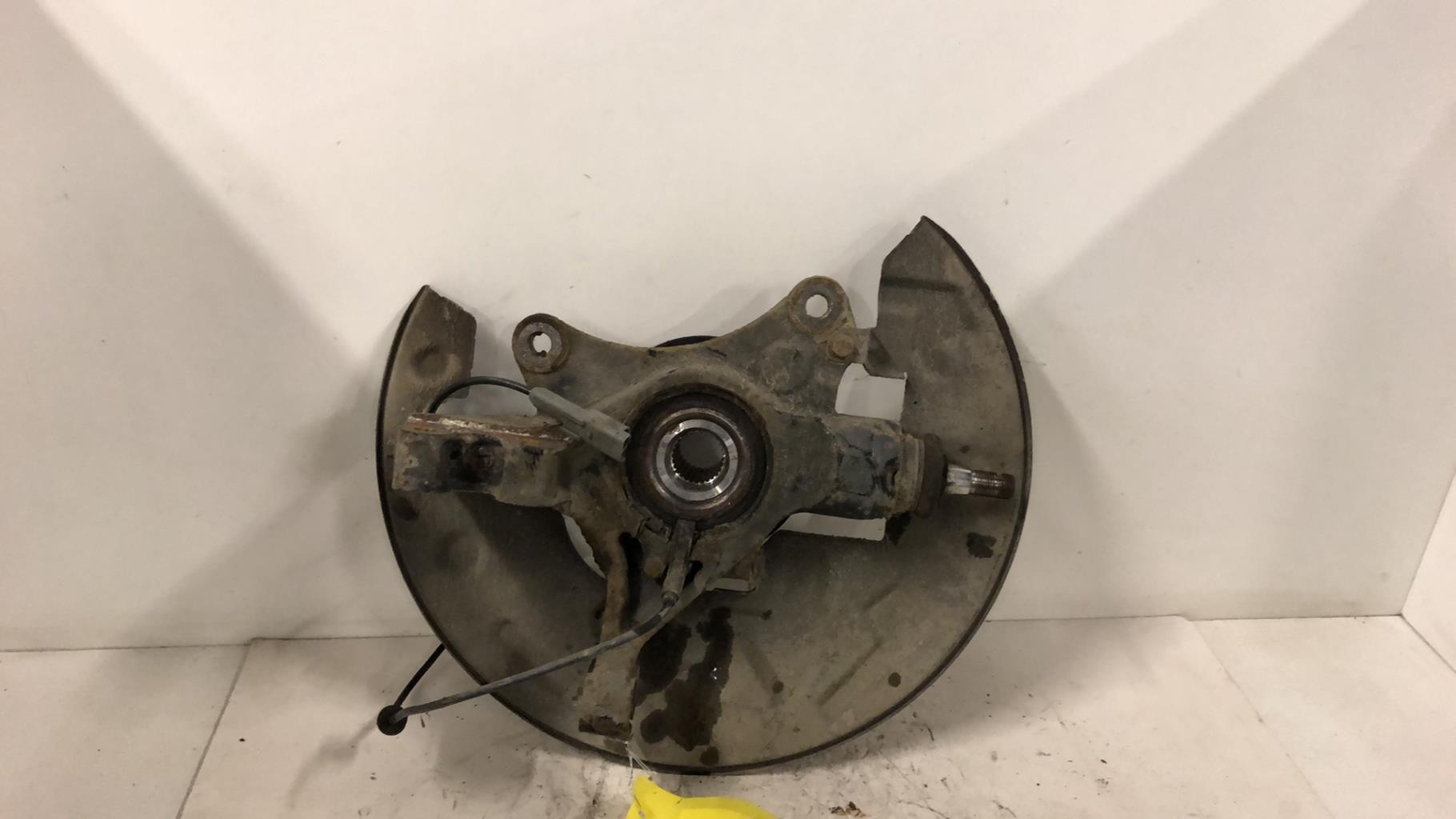 Moyeu avant gauche CITROEN DS5 PHASE 1 Diesel - 1