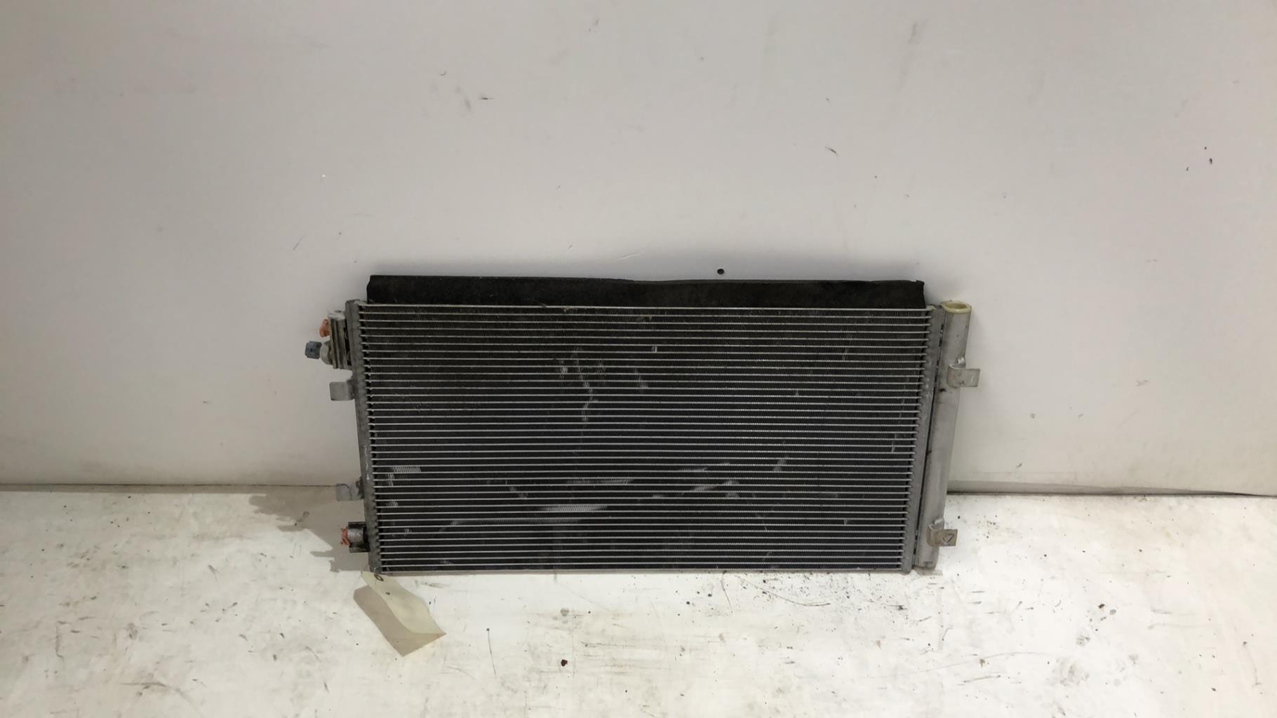 Radiateur clim RENAULT MEGANE 3 PHASE 3 Diesel - 1