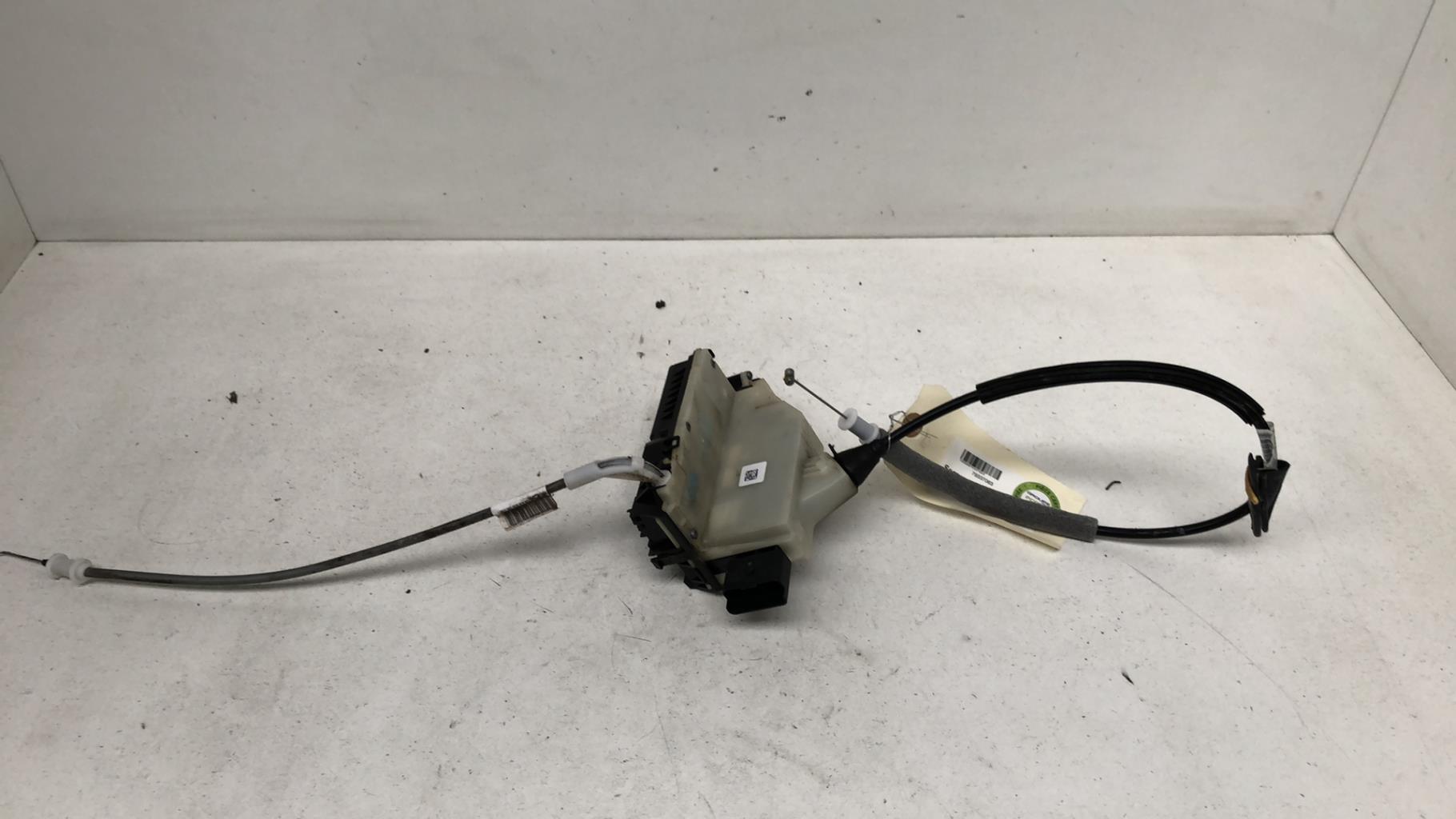 Serrure avant droit CITROEN DS5 PHASE 1 Diesel - 1
