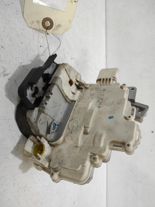 Serrure avant gauche AUDI A4 2 PHASE 2 Diesel - 1