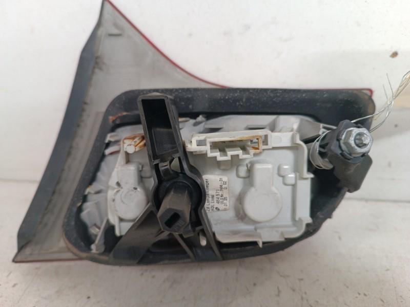 Feu arriere secondaire gauche (feux) AUDI A4 2 AVANT PHASE 2 BREAK Diesel - 1