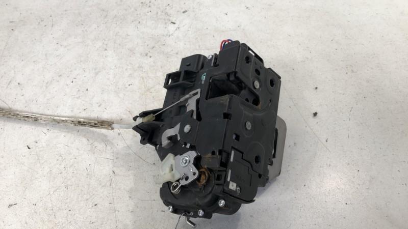 Serrure avant gauche AUDI A6 2 AVANT PHASE 2 BREAK Essence - 1