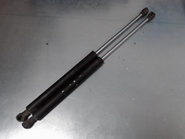 Verin de coffre RENAULT CLIO 2 PHASE 1 Essence - 1