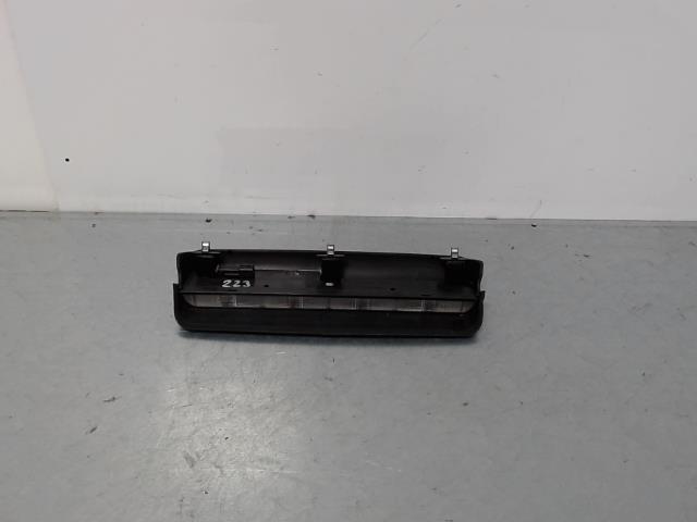 Feu arriere stop central OPEL CORSA C PHASE 1 Essence - 1