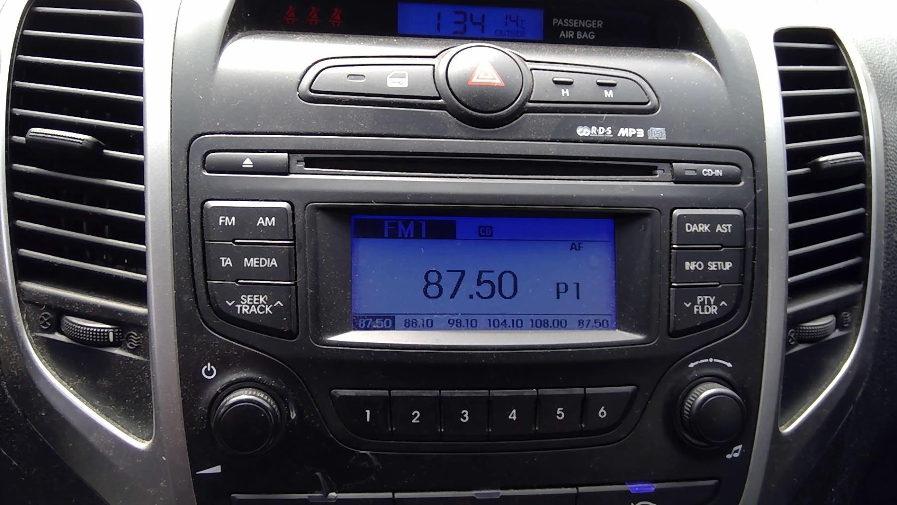 Autoradio d'origine HYUNDAI IX 20 PHASE 1 Diesel - 1