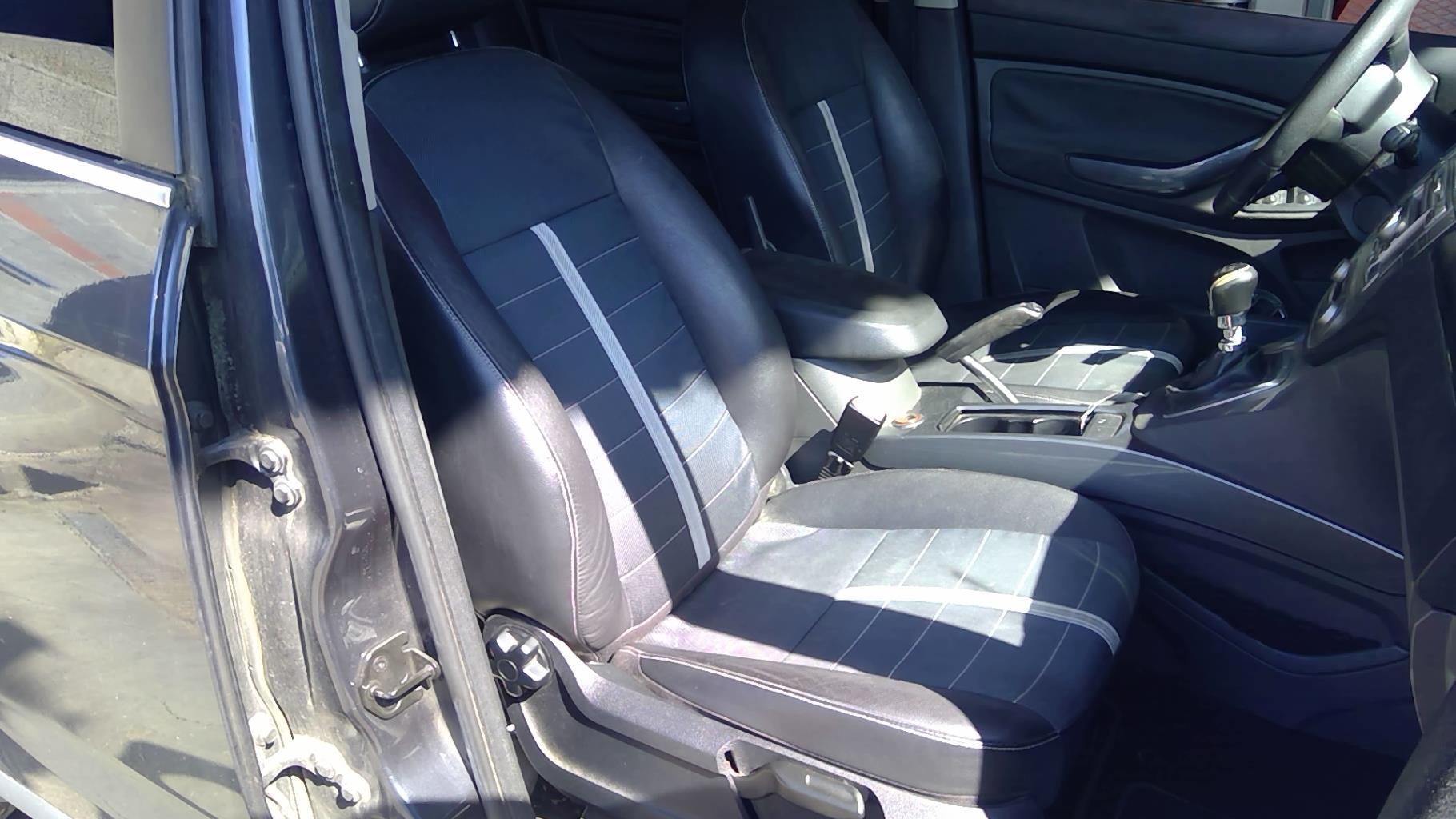 Siege avant droit FORD KUGA 1 Diesel - 1