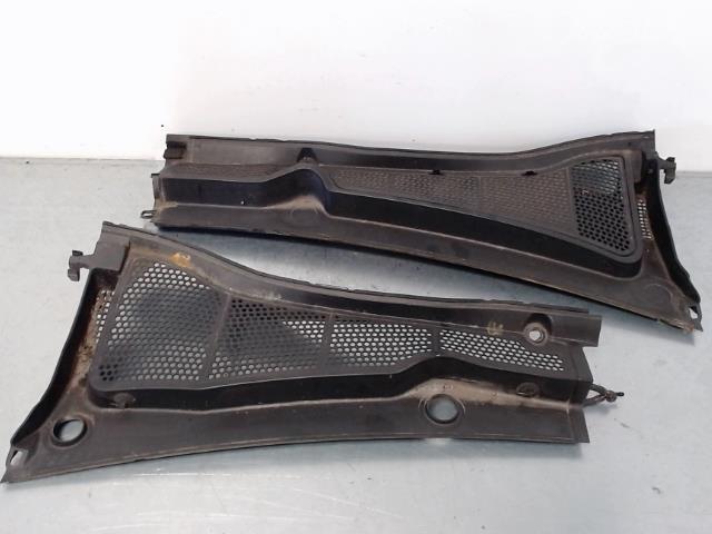 Baie de pare brise CITROEN C4 CACTUS Diesel - 1