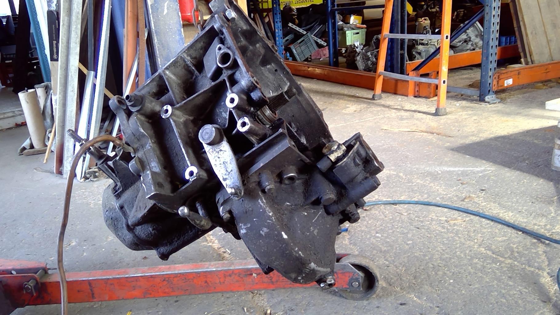 Boite de vitesses PEUGEOT 309 PHASE 2 Diesel - 1