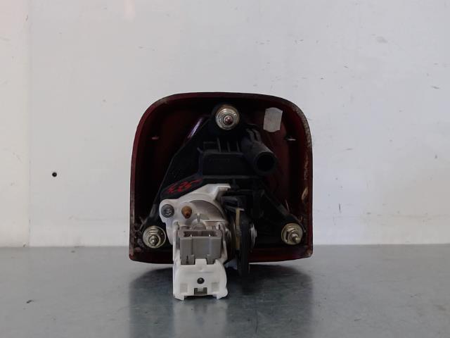 Bouton de coffre RENAULT CLIO 2 CAMPUS PHASE 1 Diesel - 1