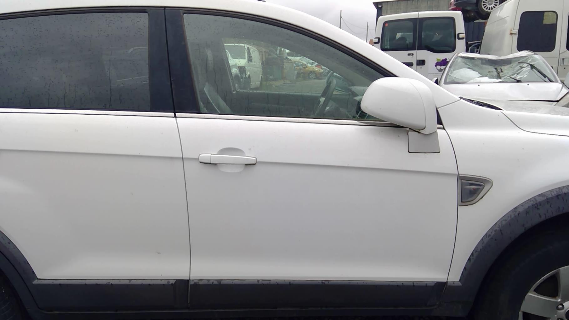 Porte avant droit CHEVROLET CAPTIVA PHASE 1 Diesel - 1