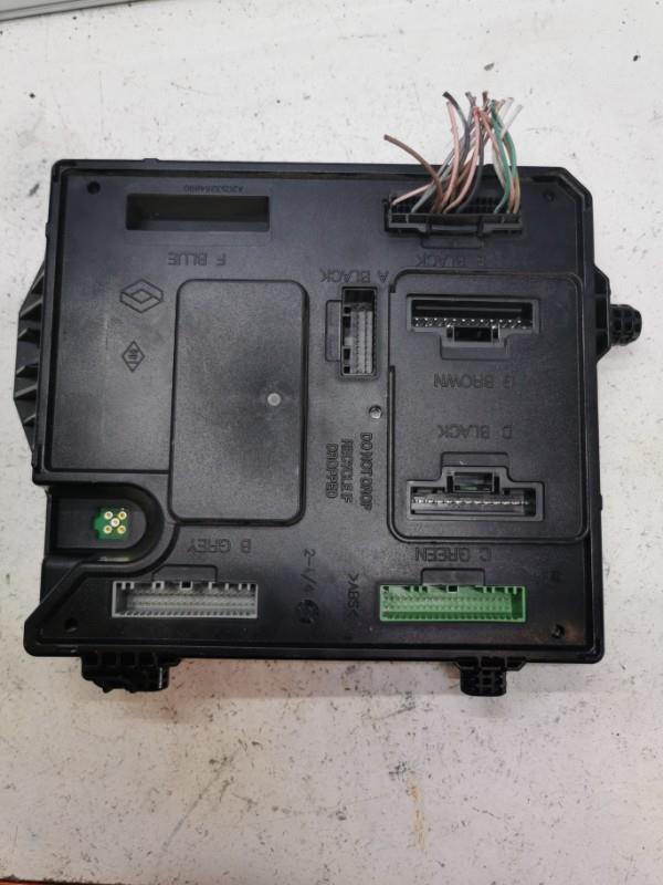 Module électronique RENAULT MEGANE 3 PHASE 1 BREAK Diesel - 1
