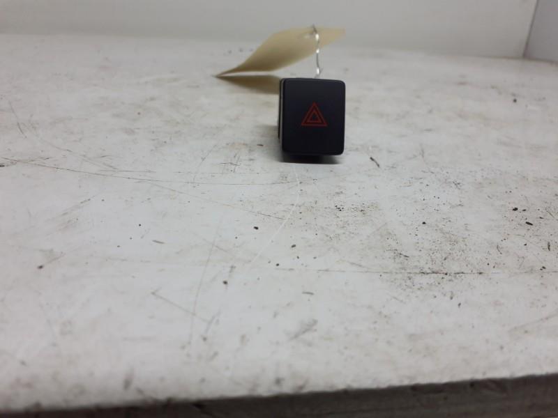 Bouton de warning NISSAN QASHQAI 2 PHASE 2  - 1