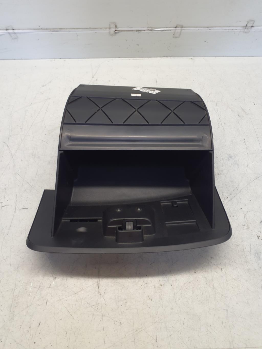 Boite a gants RENAULT CLIO 4 PHASE 1 BREAK Diesel - 1