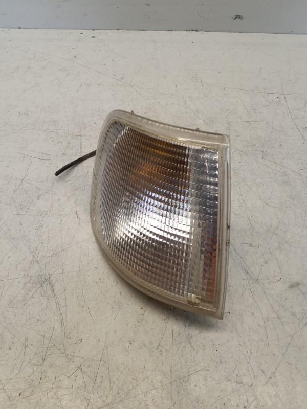 Optique avant secondaire droit (feux)(clignotant) FORD SIERRA PHASE 2  - 1