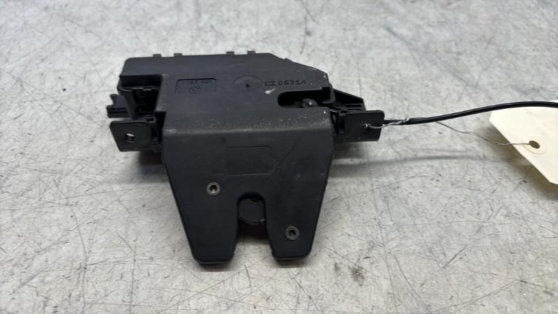 Serrure de coffre BMW SERIE 1 E87 PHASE 1 Diesel - 1