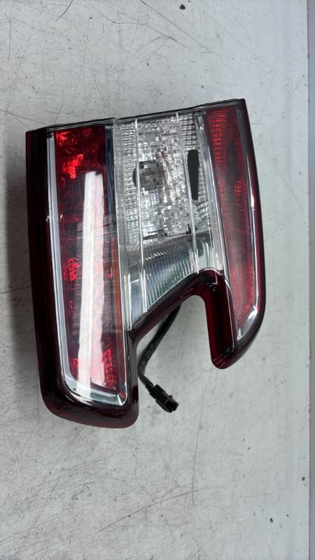 Feu arriere secondaire gauche (feux) RENAULT MEGANE 3 PHASE 1 BREAK  - 1