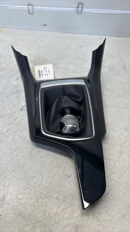 Pommeau de vitesses PEUGEOT 308 2 PHASE 1 Diesel - 1