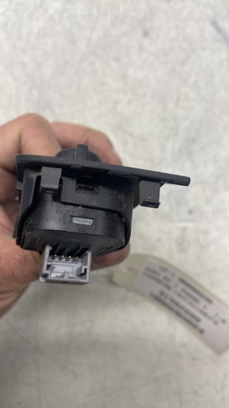 Commande retroviseurs AUDI A1 1 PHASE 1 Diesel - 1