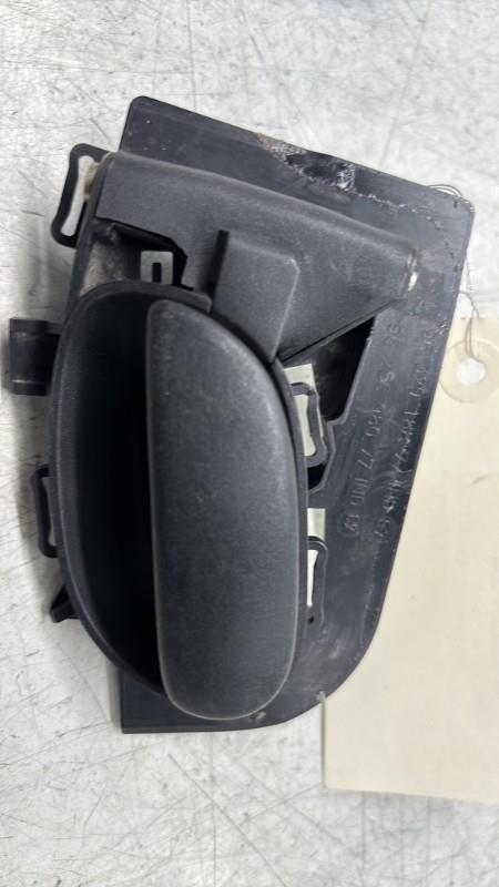 Poignee interieur avant droit PEUGEOT 206 PHASE 1  - 1
