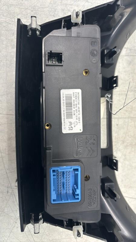 Commande chauffage PEUGEOT 2008 1 PHASE 1 Essence - 1