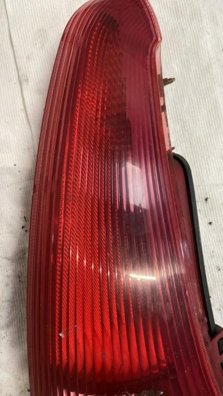Fanale posteriore principale destro (luci) PEUGEOT 206 PHASE 2 BREAK Diésel - 1