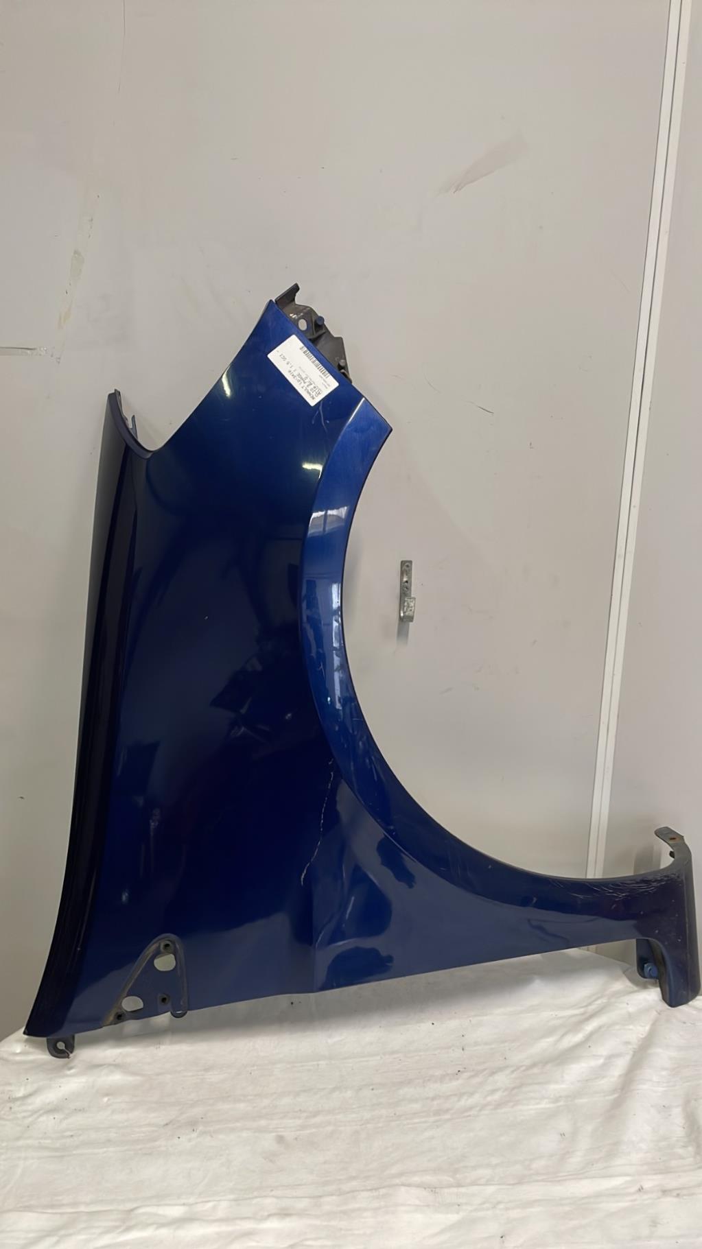 Aile avant droit RENAULT CLIO 3 PHASE 1 Diesel - 1