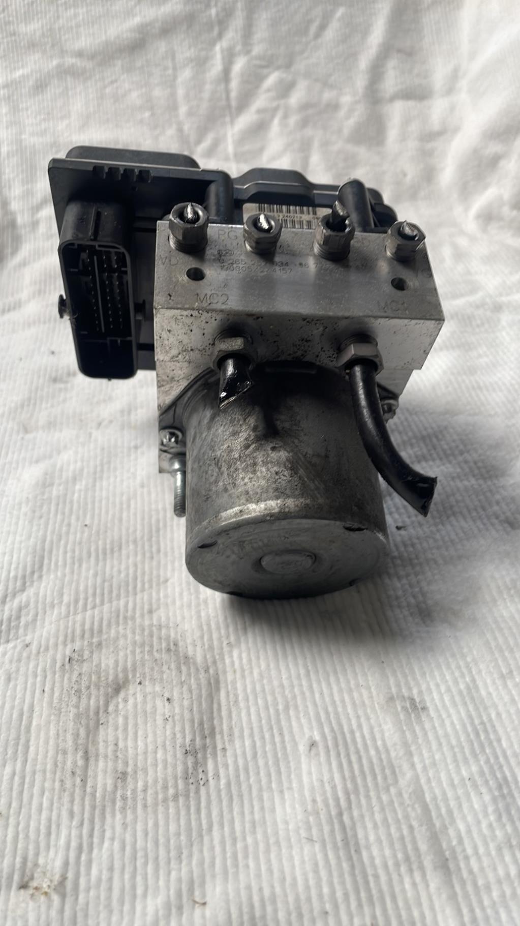 Blocco ABS (antibloccaggio freni) CITROEN C4 2 PHASE 1 Diésel - 1