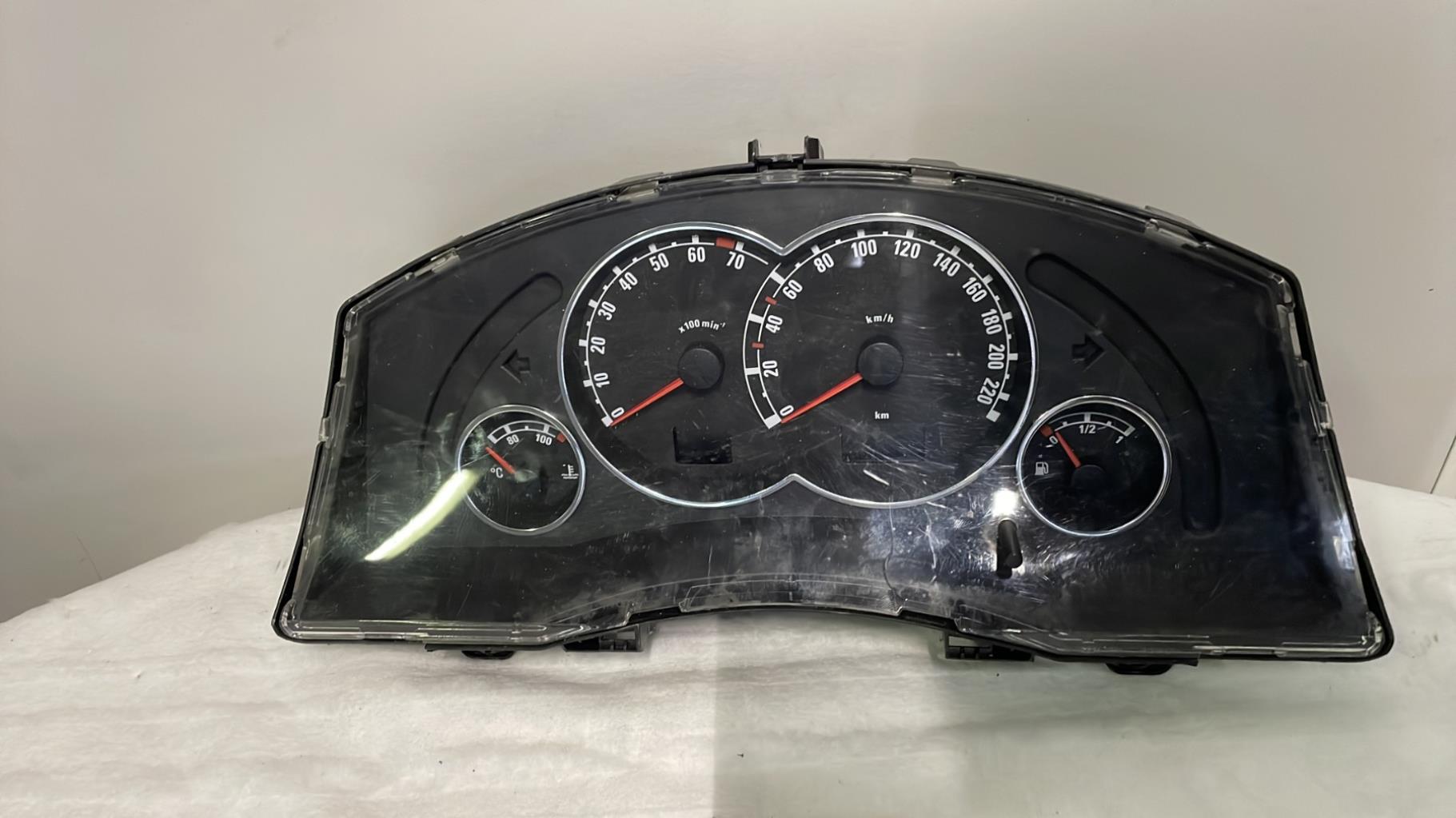 Compteur OPEL MERIVA A PHASE 2 Essence - 1