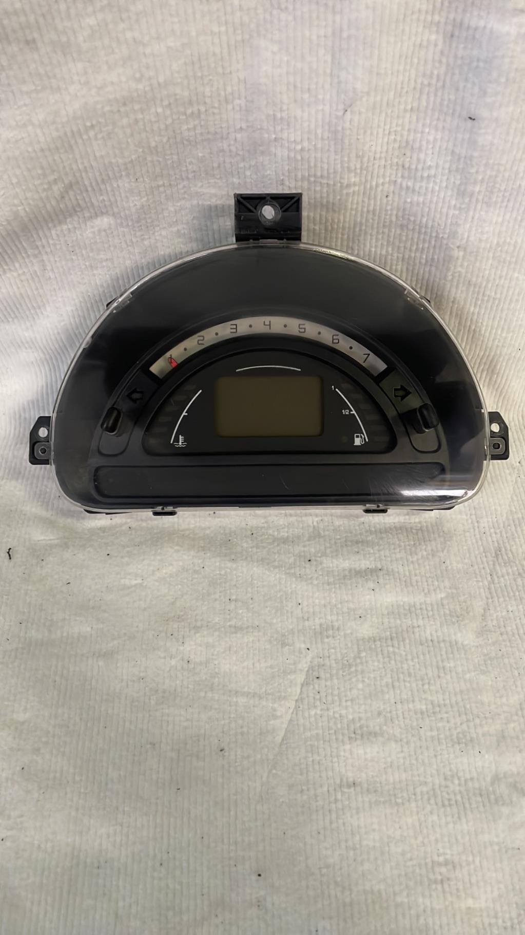 Compteur CITROEN C3 1 PHASE 1 Essence - 1