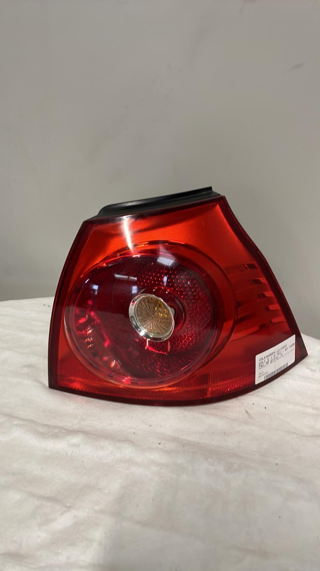 Fanale posteriore principale destro (luci) VOLKSWAGEN GOLF 5 Diésel - 1
