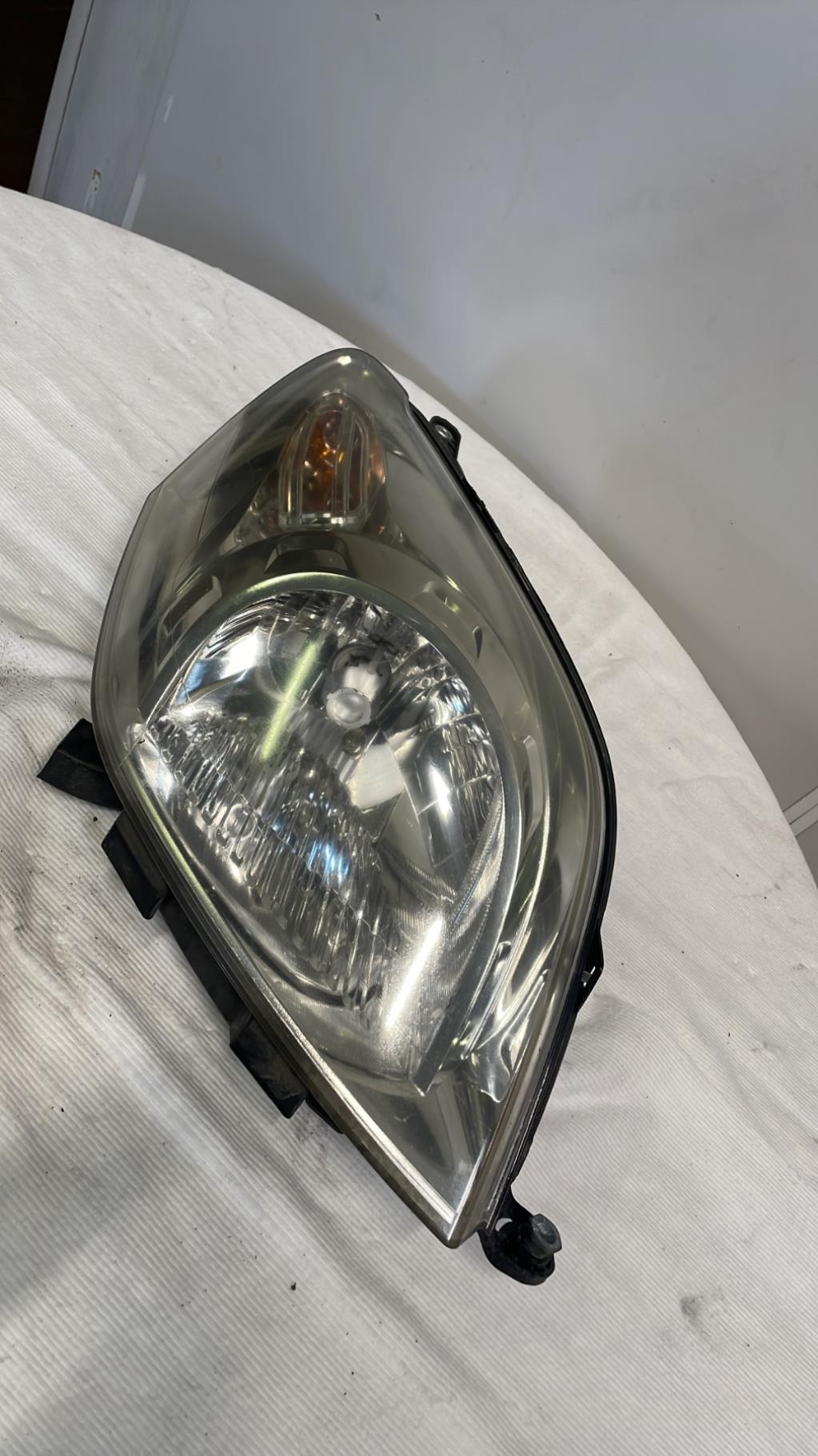 Gruppo ottico anteriore principale destro (luci)(faro) FIAT QUBO Diésel - 1