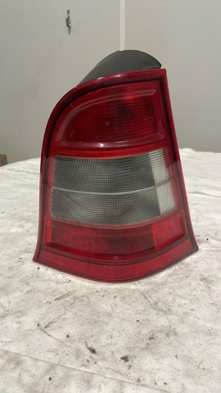 Fanale posteriore principale destro (luci) MERCEDES CLASSE A 168 PHASE 1 Diésel - 1
