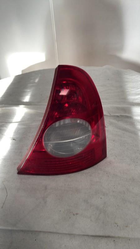 Fanale posteriore principale destro (luci) RENAULT CLIO 2 PHASE 2 Gasolina - 1