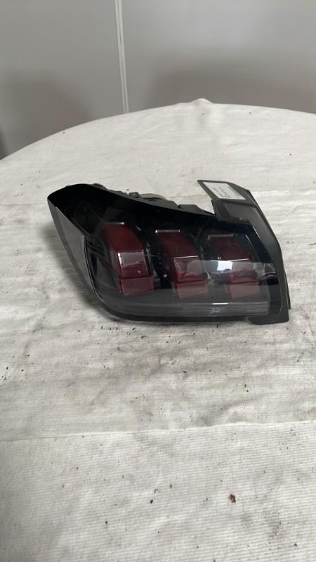 Fanale posteriore principale sinistro (luci) PEUGEOT 208 2 Gasolina - 1