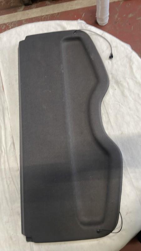 Plage arriere RENAULT CLIO 3 PHASE 1 Essence - 1