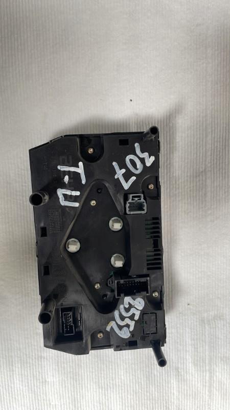 Commande chauffage PEUGEOT 307 PHASE 1 Essence - 1