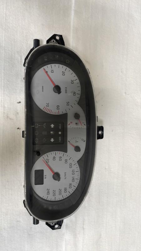 Compteur RENAULT SCENIC 1 PHASE 2 Essence - 1