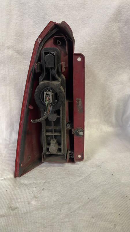 Fanale posteriore principale destro (luci) FORD FOCUS 1 BREAK Gasolina - 1