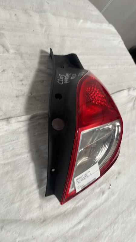 Fanale posteriore principale destro (luci) RENAULT CLIO 3 PHASE 2 Diésel - 1