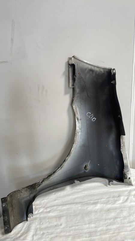 Aile avant droit RENAULT CLIO 2 PHASE 2 Essence - 1