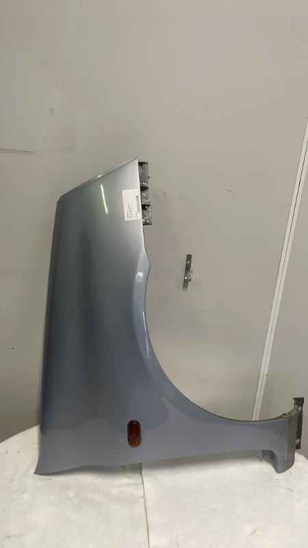 Aile avant droit RENAULT CLIO 2 PHASE 2  - 1