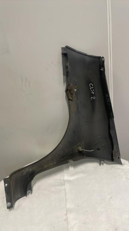 Aile avant droit RENAULT CLIO 2 PHASE 2  - 1