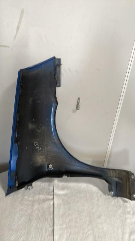 Aile avant gauche RENAULT CLIO 2 PHASE 2  - 1